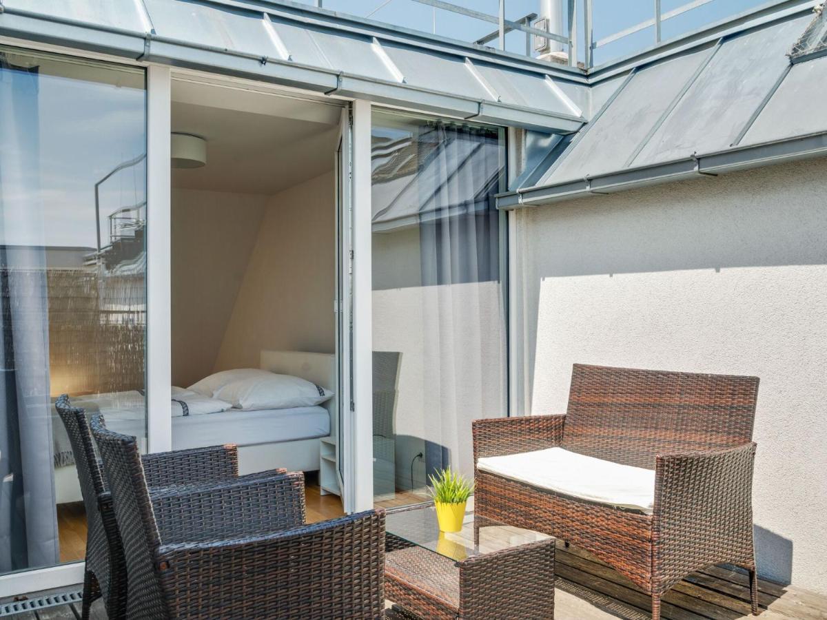 Elegant Apartment In Vienna With Patio Екстер'єр фото